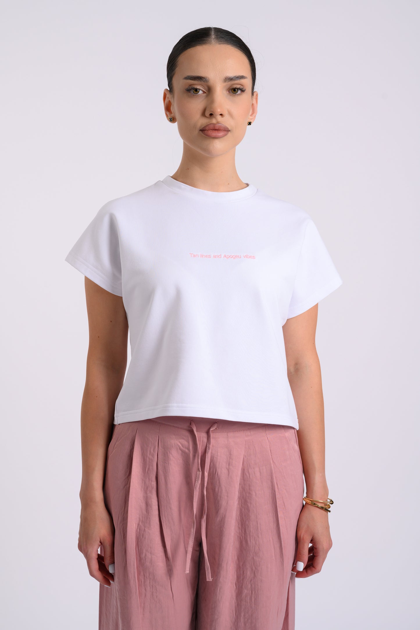 PINK EMBROIDERED TEE