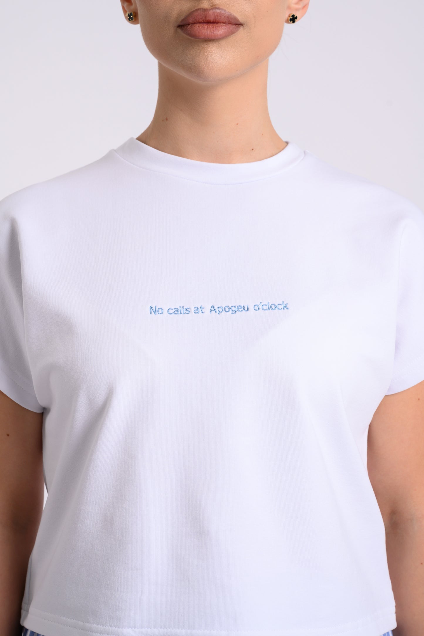 BLUE EMBROIDERED TEE