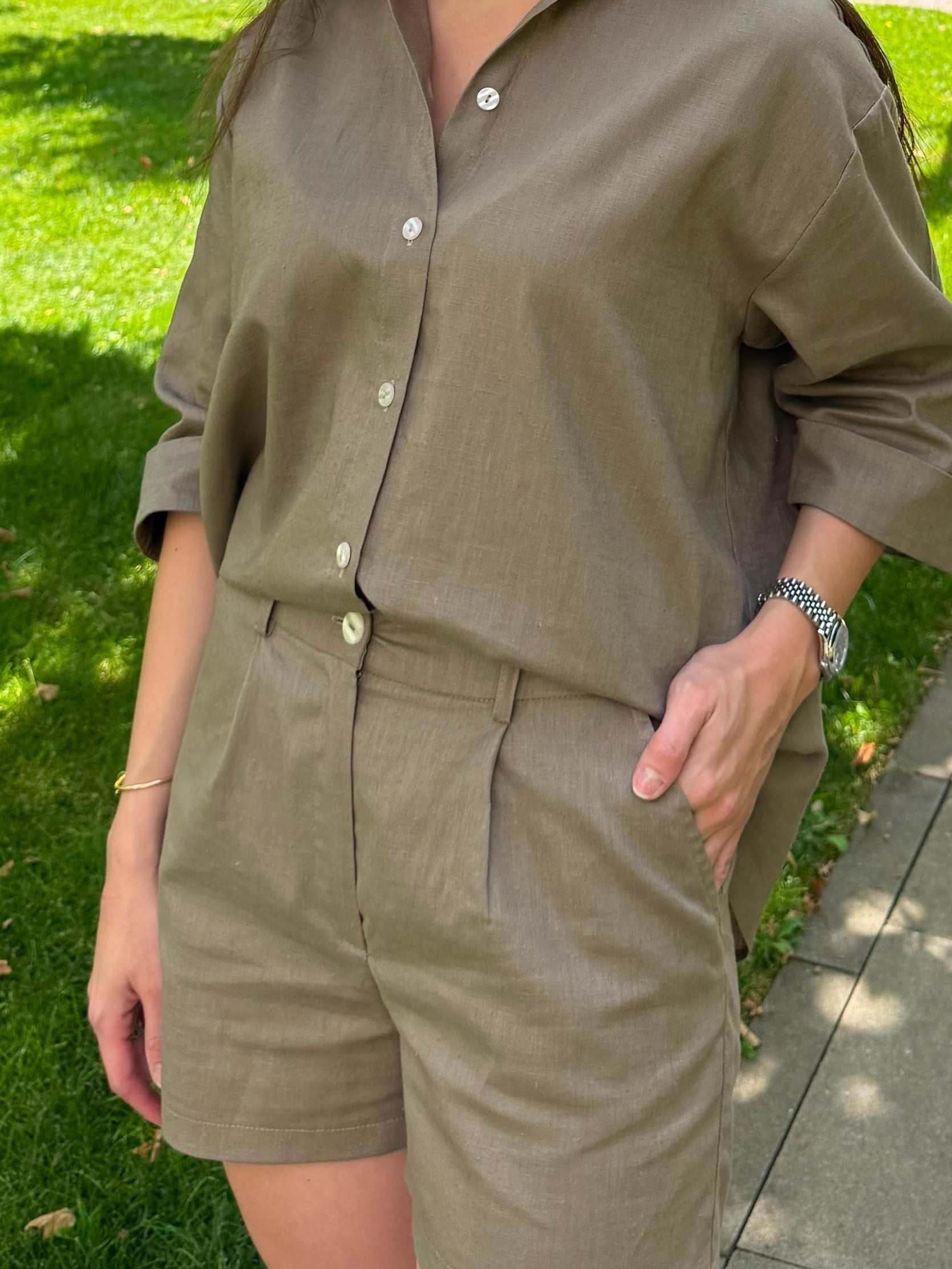 BROWN LINEN SHIRT
